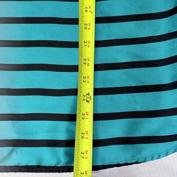 Michael Kors Women's Tile Blue Satin Pullover‎ Satin Shell Top L - Picture 6 of 6